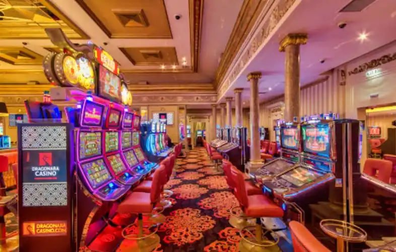 699 slot အက်ပ် MMK ငွေသွင်း ငွေထုတ် Wave Money KBZPay AYA Pay ဖြင့် ဆောင်ရွက်နေသည်